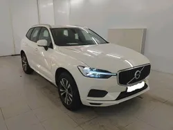 Weiß Gebraucht 2021 Volvo XC60 Momentum SUV | 20.230 € (Teuer)