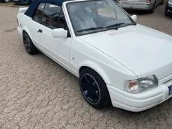 Weiß Gebraucht 1989 Ford Escort Cabriolet Cabrio | 6.999 €