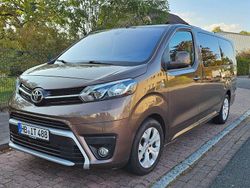 Braun Gebraucht 2019 Toyota Proace Van | 24.900 € (Teuer)