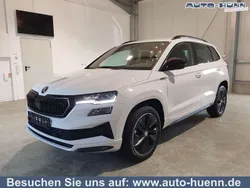Moonweiß perleffekt Neu 2025 Skoda Karoq SportLine SUV | 39.990 € (Guter Preis)