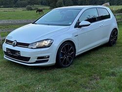 Weiß Gebraucht 2015 VW Golf VII Cup Limousine | 9.999 € (Guter Preis)