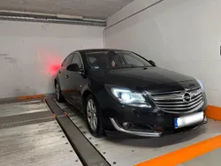 Schwarz Gebraucht 2015 Opel Insignia Eco Limousine | 9.499 € (Fairer Preis)