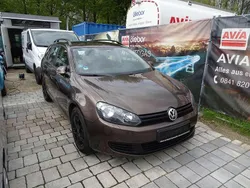 Toffeebraun metallic Gebraucht 2012 VW Golf VII Trendline Kombi | 3.700 € (Guter Preis)