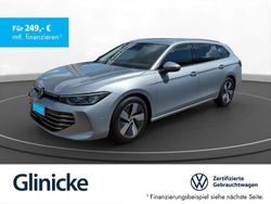Silber Gebraucht 2024 VW Passat Elegance Kombi | 35.660 € (Superpreis)