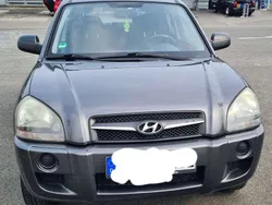 Grau Gebraucht 2010 Hyundai Tucson Edition+ SUV | 5.800 € (Fairer Preis)