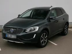 Grau Gebraucht 2013 Volvo XC60 SUV | 12.850 € (Fairer Preis)