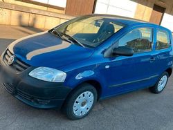 Blau Gebraucht 2006 VW Fox Kleinwagen | 1.700 € (Fairer Preis)