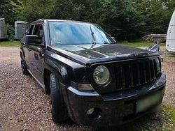 Schwarz Gebraucht 2010 Jeep Patriot SUV | 6.000 € (Etwas zu teuer)