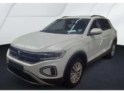 Weiss Gebraucht 2024 VW T-Roc Life SUV | 24.508 € (Fairer Preis)