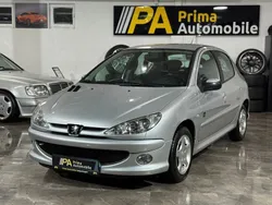 Silber Gebraucht 2008 Peugeot 206 Limousine | 1.999 € (Fairer Preis)