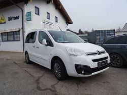 Weiß Gebraucht 2017 Citroën Berlingo SELECTION Van / Kleinbus | 8.900 € (Etwas zu teuer)