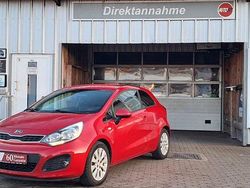 (beg) signal red Gebraucht 2013 Kia Rio Attract Kleinwagen | 5.850 € (Etwas zu teuer)