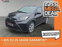 Schwarz Gebraucht 2024 Toyota Aygo X X-play SUV | 13.980 € (Fairer Preis)