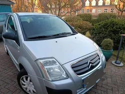 Grau Gebraucht 2009 Citroën C2 Kleinwagen | 2.900 €