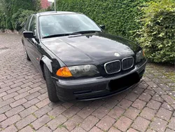 Schwarz Gebraucht 2001 BMW 316 Limousine | 1.650 € (Guter Preis)