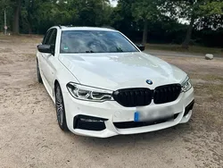 Weiß Gebraucht 2018 BMW 520 M Sport Kombi | 29.500 € (Teuer)