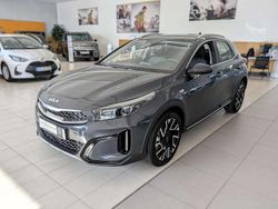 Grau (pentametal metallic) Neu 2025 Kia XCeed Vision SUV | 26.590 € (Fairer Preis)