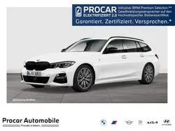 Weiß Gebraucht 2022 BMW 320 Performance Kombi | 29.870 € (Guter Preis)