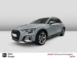 Pfeilgrau perleffekt Gebraucht 2024 Audi A3 Ambiente Limousine | 35.599 € (Fairer Preis)