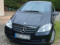 Schwarz Gebraucht 2011 Mercedes A160 Kleinwagen | 4.100 € (Fairer Preis)