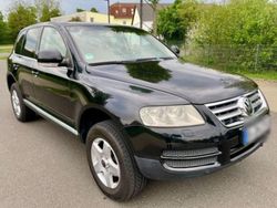 Schwarz Gebraucht 2005 VW Touareg R SUV | 4.700 € (Fairer Preis)