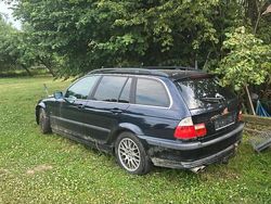 Blau Gebraucht 2001 BMW 320 Kombi | 500 € (Guter Preis)