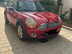 Rot Gebraucht 2010 Mini Cooper Kleinwagen | 4.900 € (Guter Preis)