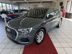 Grau Gebraucht 2023 Audi Q3 Sport SUV | 30.449 € (Fairer Preis)