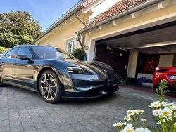 Grau Gebraucht 2021 Porsche Taycan Turbo S Limousine | 89.990 € (Superpreis)