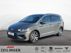 Grau Gebraucht 2025 VW Touran Highline Van / Kleinbus | 36.193 € (Fairer Preis)