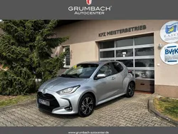 209 mysticschwarz mica metallic Neu 2025 Toyota Yaris Hybrid Style Kleinwagen | 23.330 € (Fairer Preis)
