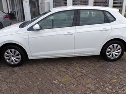 Weiß Gebraucht 2024 VW Polo Life Limousine | 16.450 € (Guter Preis)