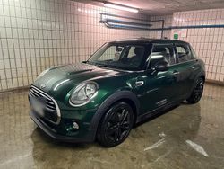 Grün Gebraucht 2015 Mini ONE Kleinwagen | 9.500 € (Etwas zu teuer)