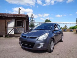 Grau Gebraucht 2009 Hyundai i20 Classic Kleinwagen | 3.500 € (Fairer Preis)