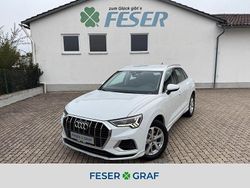Gletscherweiß Gebraucht 2019 Audi Q3 Ambiente SUV | 23.890 € (Guter Preis)