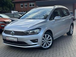Silber Gebraucht 2016 VW Golf Sportsvan Highline Van / Kleinbus | 10.999 € (Fairer Preis)