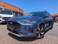 Chrome blue metallic Gebraucht 2024 Ford Focus Active Kombi | 23.888 € (Guter Preis)