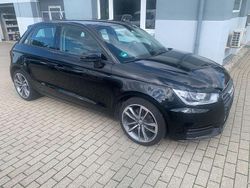 Schwarz Gebraucht 2016 Audi A1 Sportback Basis Kleinwagen | 13.990 € (Fairer Preis)