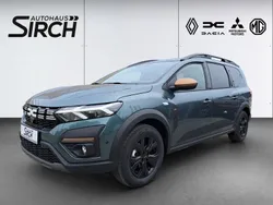Zedergrün Neu 2025 Dacia Jogger Extreme Van / Kleinbus | 29.280 € (Etwas zu teuer)
