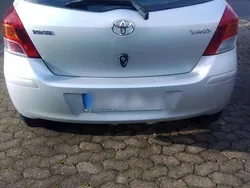 Silber Gebraucht 2009 Toyota Yaris Kleinwagen | 3.500 € (Fairer Preis)