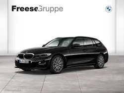 Saphirschwarz metallic Gebraucht 2022 BMW 320 Performance Kombi | 30.490 € (Fairer Preis)