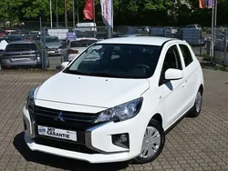 Weiß Gebraucht 2021 Mitsubishi Space Star Spirit Limousine | 9.999 € (Fairer Preis)