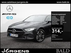 Unilack nachtschwarz Gebraucht 2024 Mercedes A200 Progressive Limousine | 33.690 € (Etwas zu teuer)