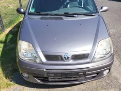 Grau Gebraucht 2002 Renault Scénic Van / Kleinbus | 650 € (Guter Preis)