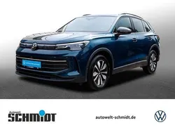 Nightshade blue metallic Gebraucht 2024 VW Tiguan Goal SUV | 33.498 € (Guter Preis)