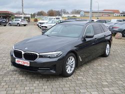 Grau Gebraucht 2022 BMW 520 Kombi | 29.999 € (Superpreis)