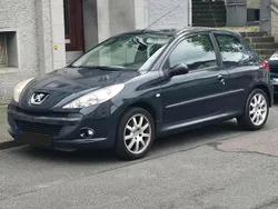 Blau Gebraucht 2009 Peugeot 206+ Kleinwagen | 1.749 € (Fairer Preis)