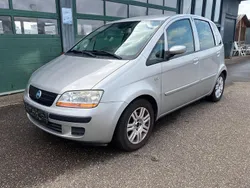 Silber Gebraucht 2004 Fiat Idea Emotion Van / Kleinbus | 999 €