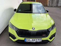 Grün Gebraucht 2023 Skoda Octavia RS Kombi | 28.500 € (Etwas zu teuer)