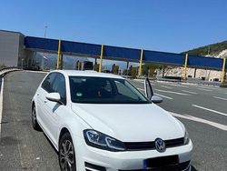 Weiß Gebraucht 2014 VW Golf VII Limousine | 7.700 € (Etwas zu teuer)